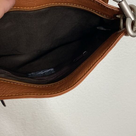 ELLEMENNO  Genuine Leather Crossbody Bag with Zipper and Magnetic Clasp Closure - Picture 6 of 8